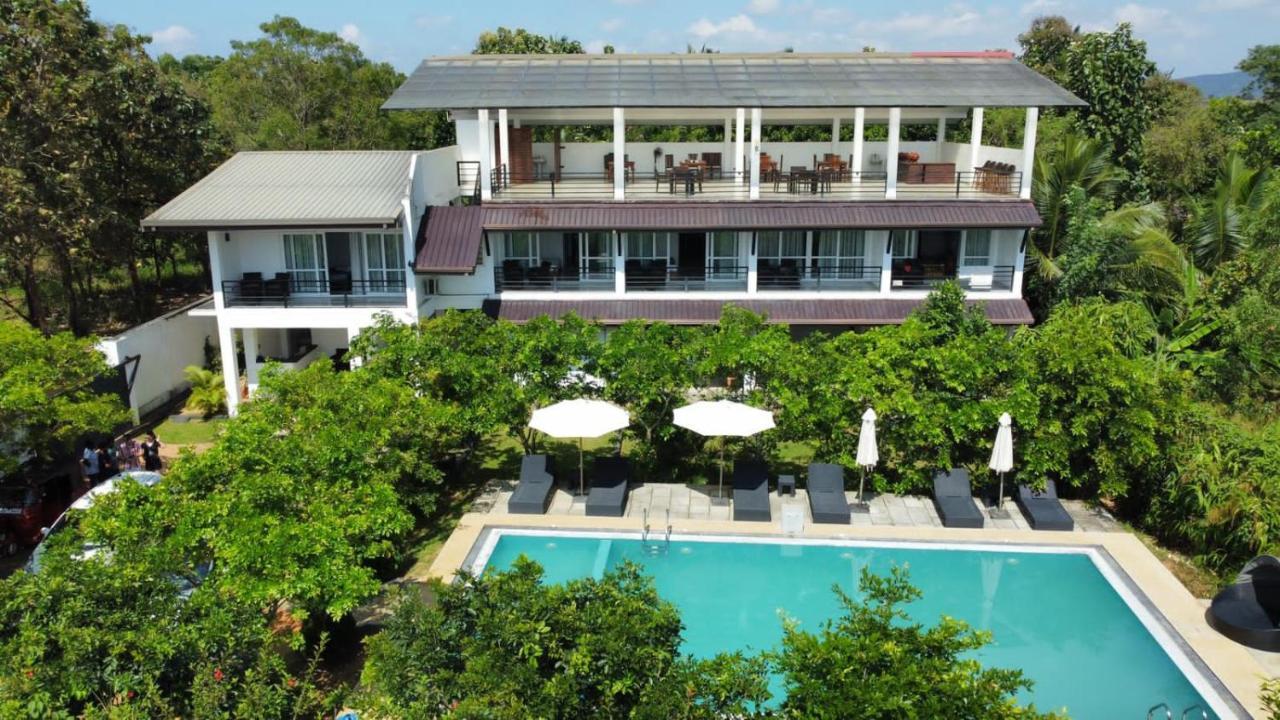 Atteriya Sigiriya Hotel ภายนอก รูปภาพ