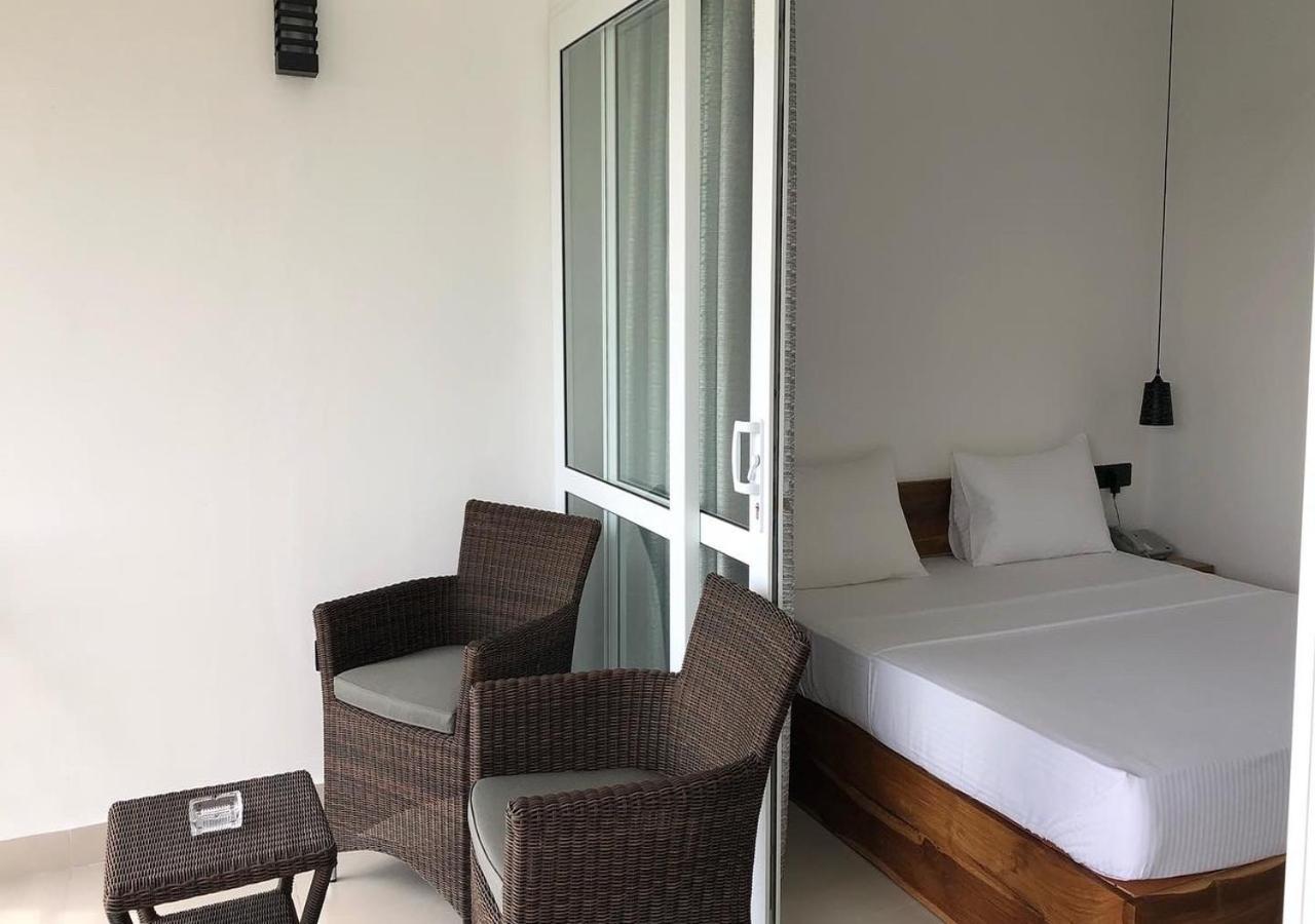 Atteriya Sigiriya Hotel ภายนอก รูปภาพ